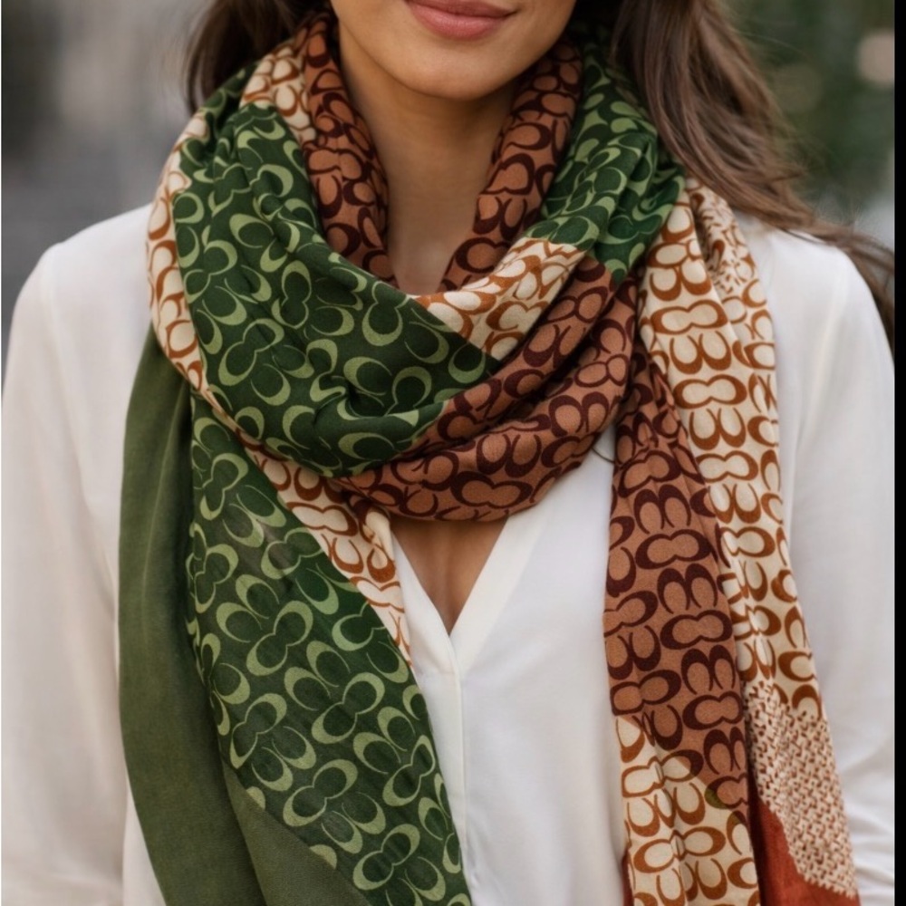 Elegant Multicolor Scarf